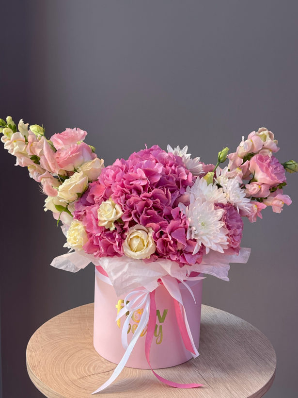 Коробка с цветами "Розовые мечты"